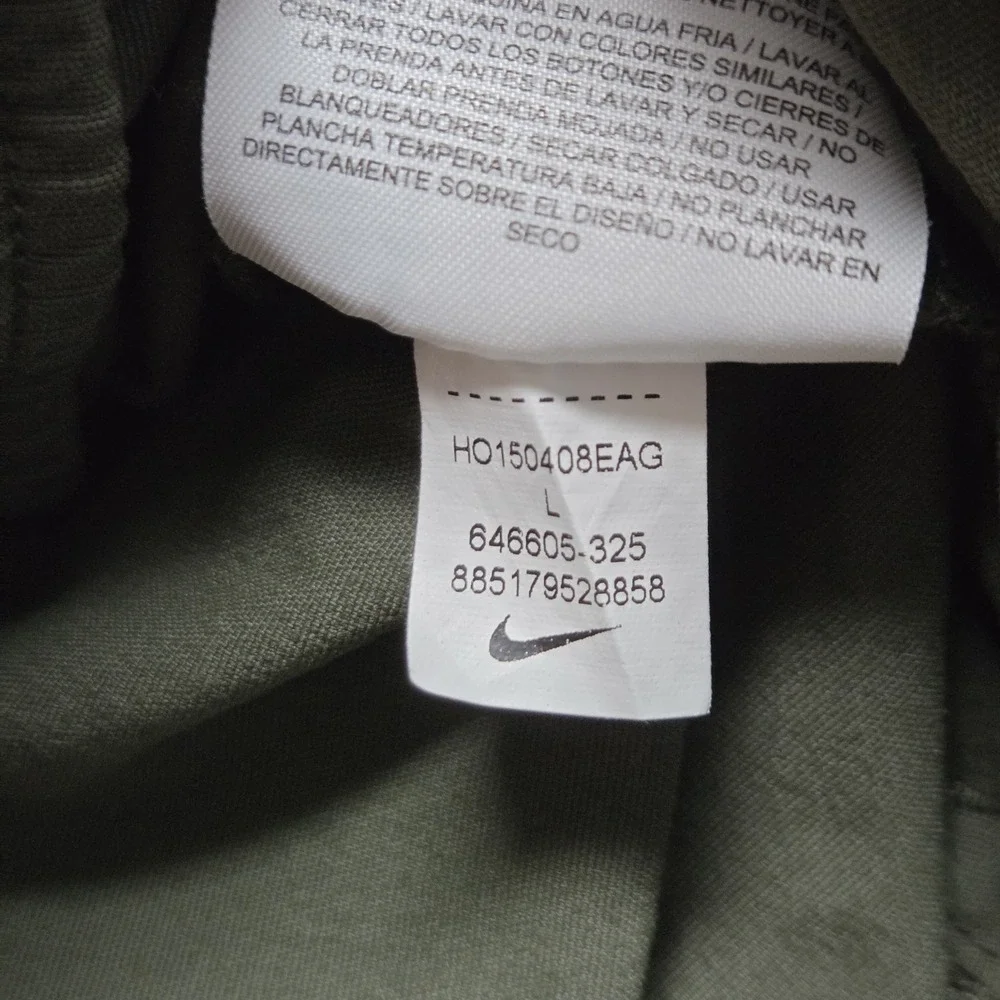 Nike Sportswear V442 Jogger Men Large Green Woven Bonded Tech Nylon Tapered FLAW